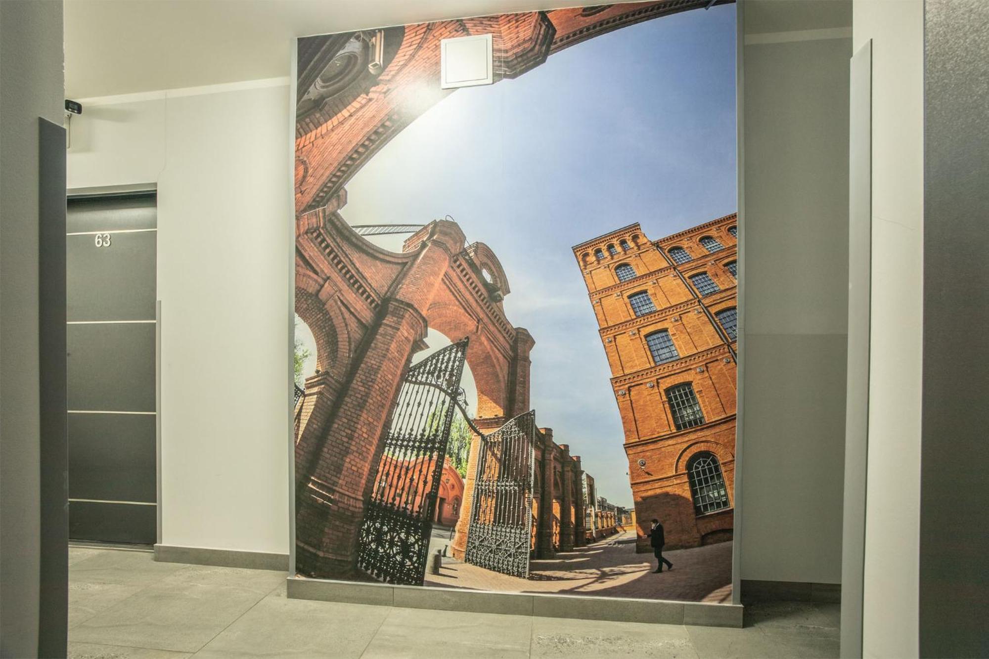 Wigurytower 70' * Lodz (Lodz)